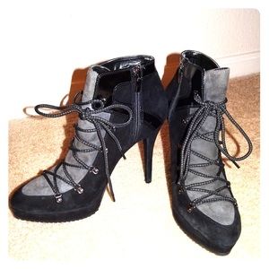 Enzo Angiolini Dendro suede bootie *sz 10*